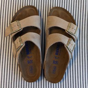 Birkenstock Arizona Soft Footbed Nubuck Leather Sandcastle Size 37 / US 6-6.5